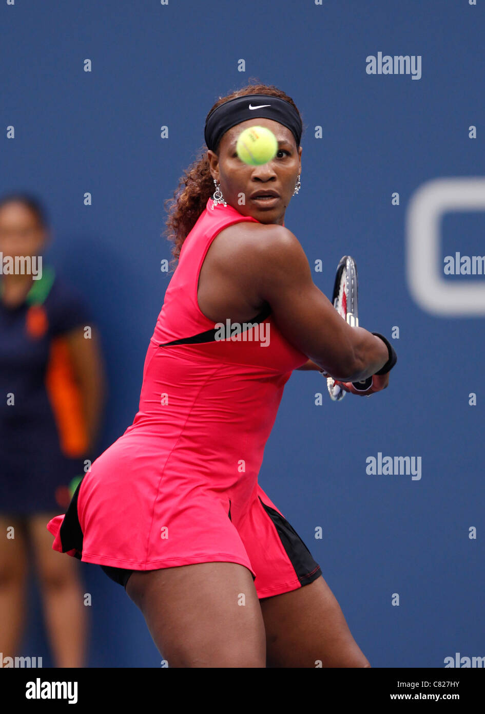 Serena Williams (USA) en action à l'US Open 2011 Banque D'Images