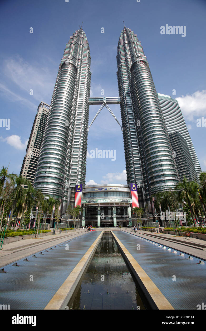 Menara Tours Petronas, Kuala Lumpur, Malaisie Banque D'Images