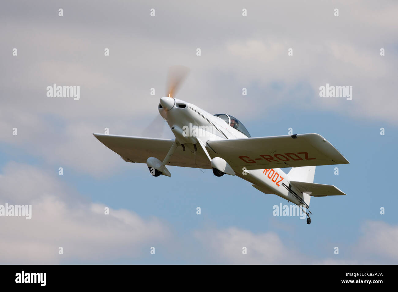 Cars RV-3A G-RODZ en vol Banque D'Images