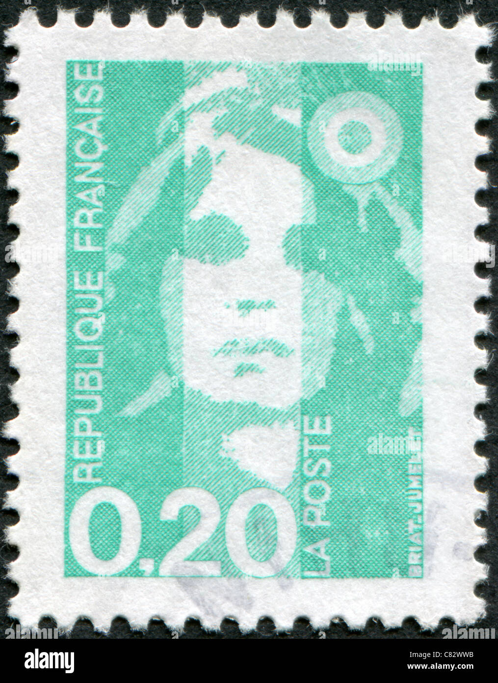 FRANCE - 1989 : timbre imprimé en France, représente Marianne est un emblème national de la France Banque D'Images