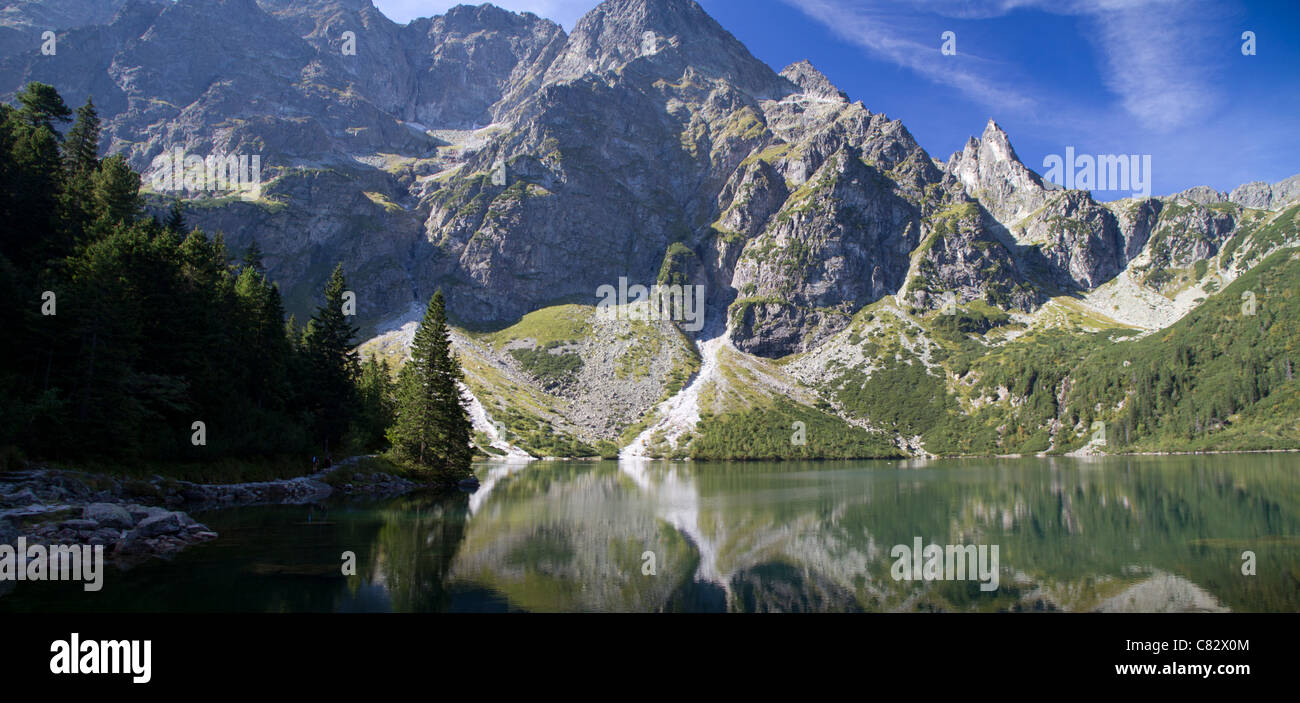 Lac Morskie Oko dans les Tatras de Pologne Banque D'Images