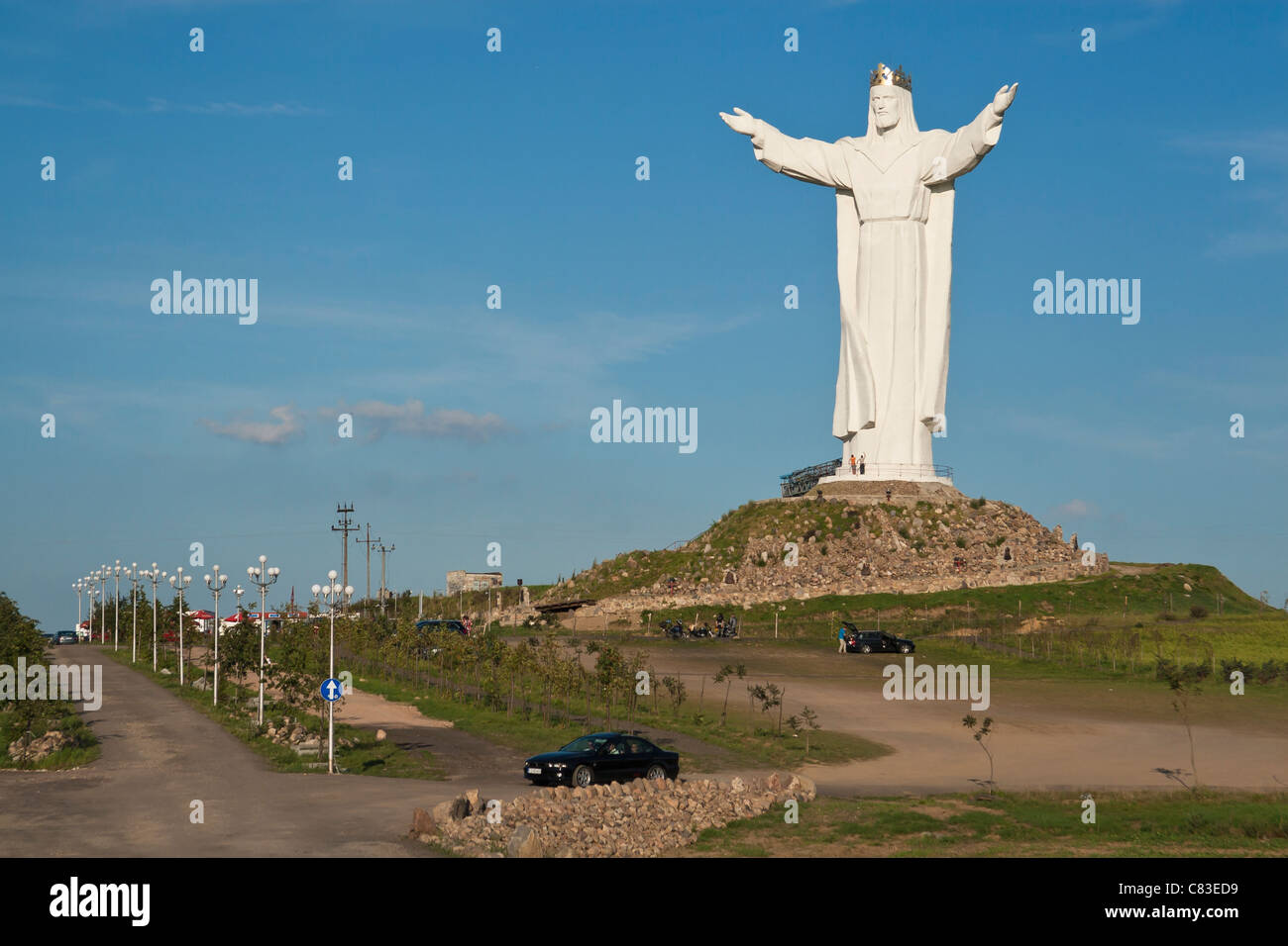 Une immense statue du Christ Roi, avec une hauteur de 36 mètres est l'un des plus élevés au monde. Swiebodzin, Pologne. Banque D'Images