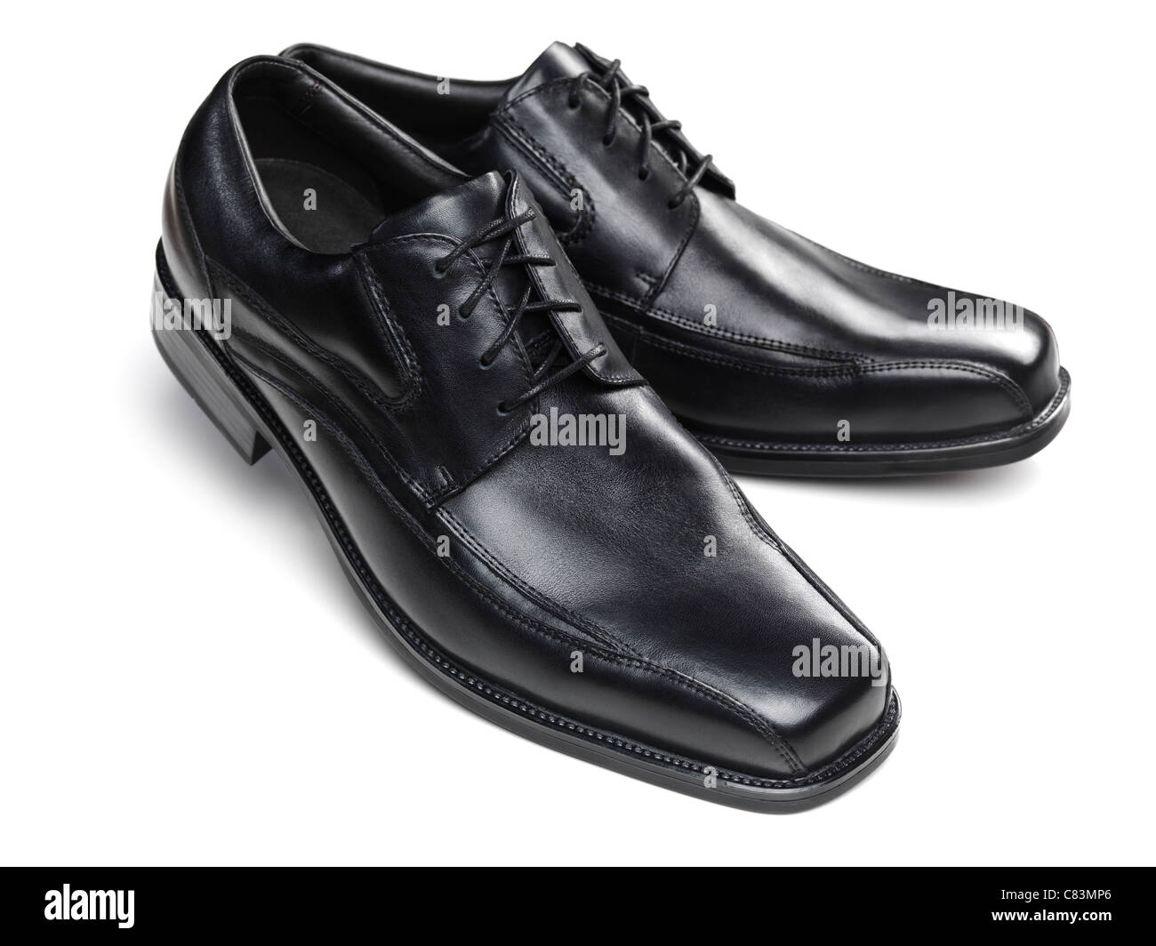 Paire de chaussures habillées pour hommes noir isolé sur fond blanc Banque D'Images