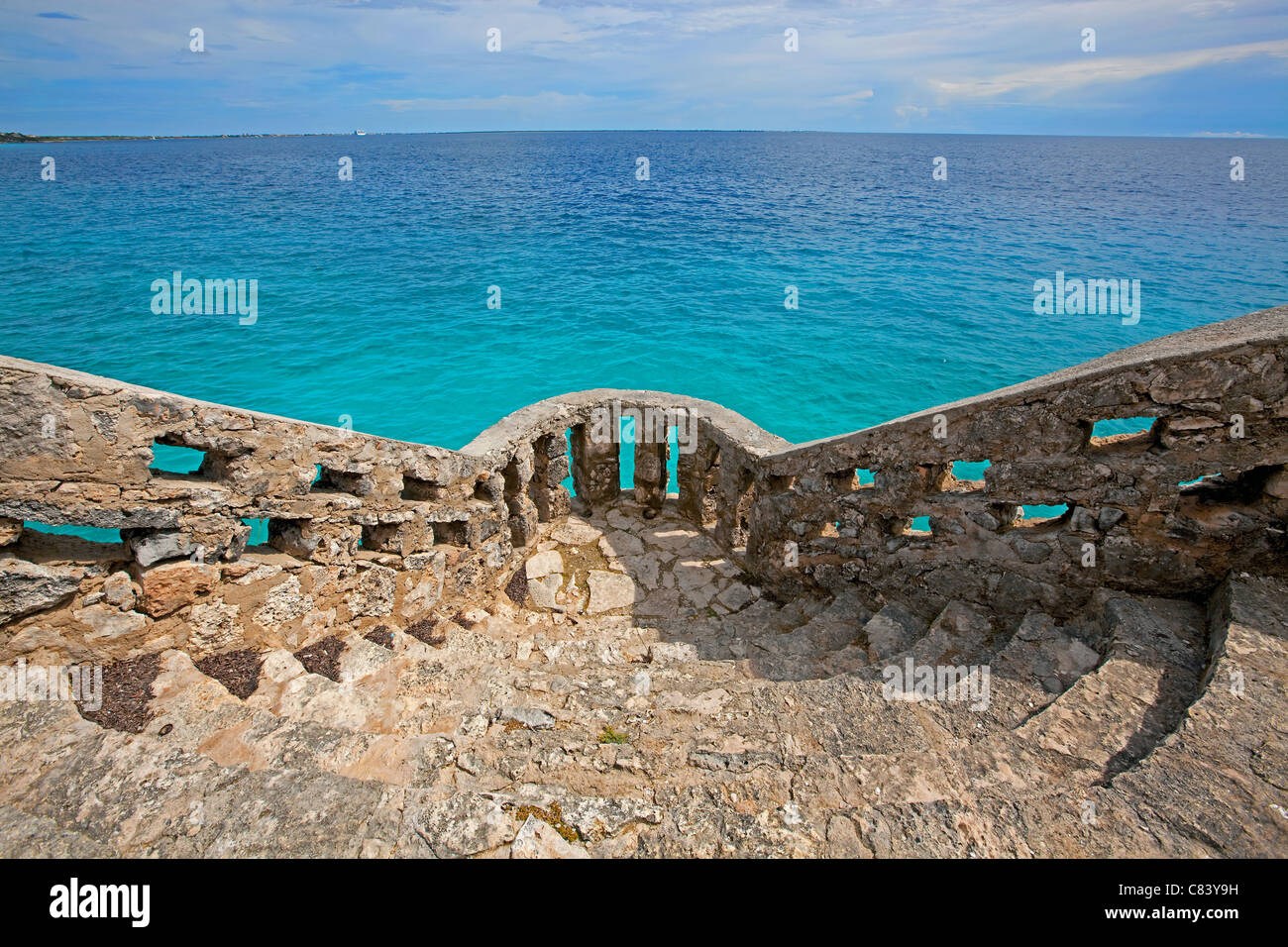 Vue sur les eaux turquoises sur Bonaire Banque D'Images