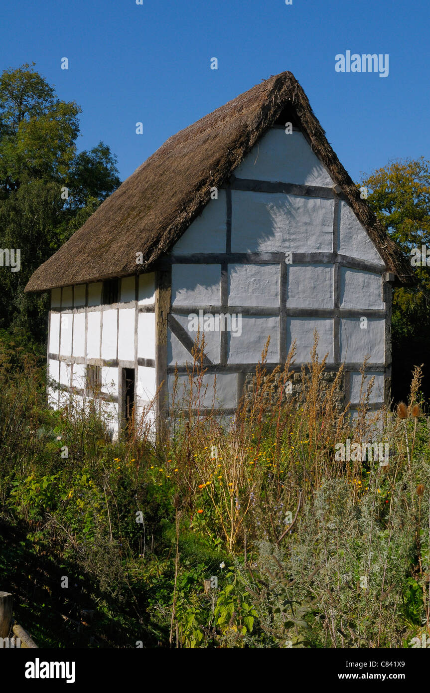 Chalet Bois 16ème siècle à la maison de la baie de fumée Weald et Downland Open Air Museum Singleton West Sussex England UK Banque D'Images