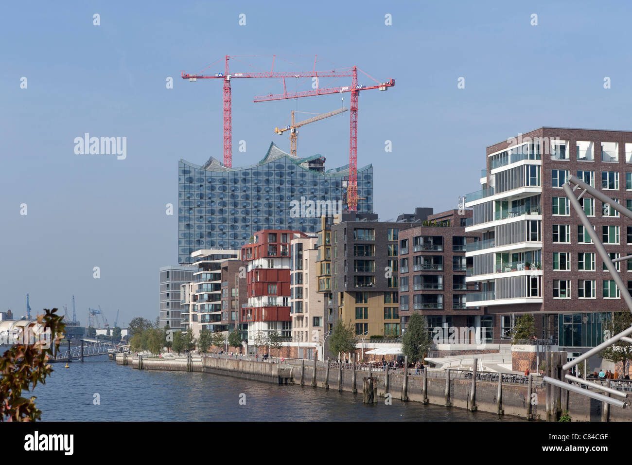 Elbphilharmonie et Kaiserkai, Hafencity (Harbour City) , Hambourg, Allemagne Banque D'Images