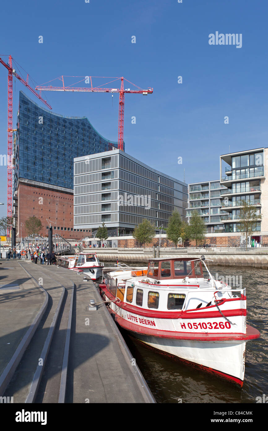 Elbphilharmonie, et Kaiserkai, Hafencity (Harbour City) , Hambourg, Allemagne Banque D'Images