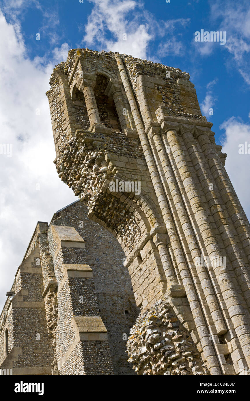 Les ruines de la prieuré bénédictin à Binham, Norfolk, Angleterre, Royaume-Uni. Banque D'Images