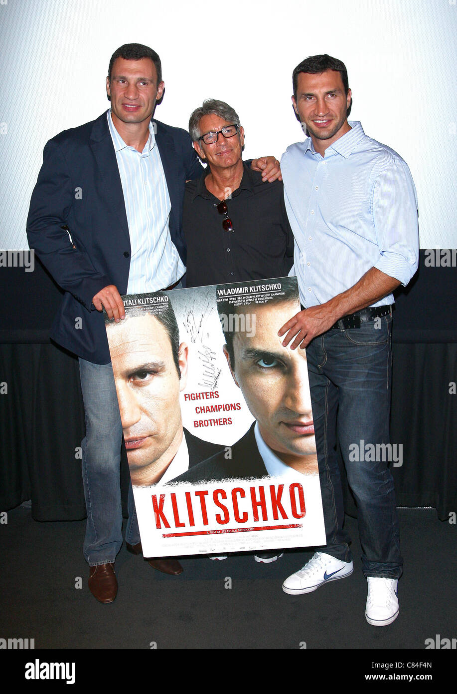 VITALI KLITSCHKO & ERIC ROBERTS & Wladimir Klitschko KLITSCHKO. Projection spéciale de LOS ANGELES LOS ANGELES CALIFORNIA USA 27 Se Banque D'Images