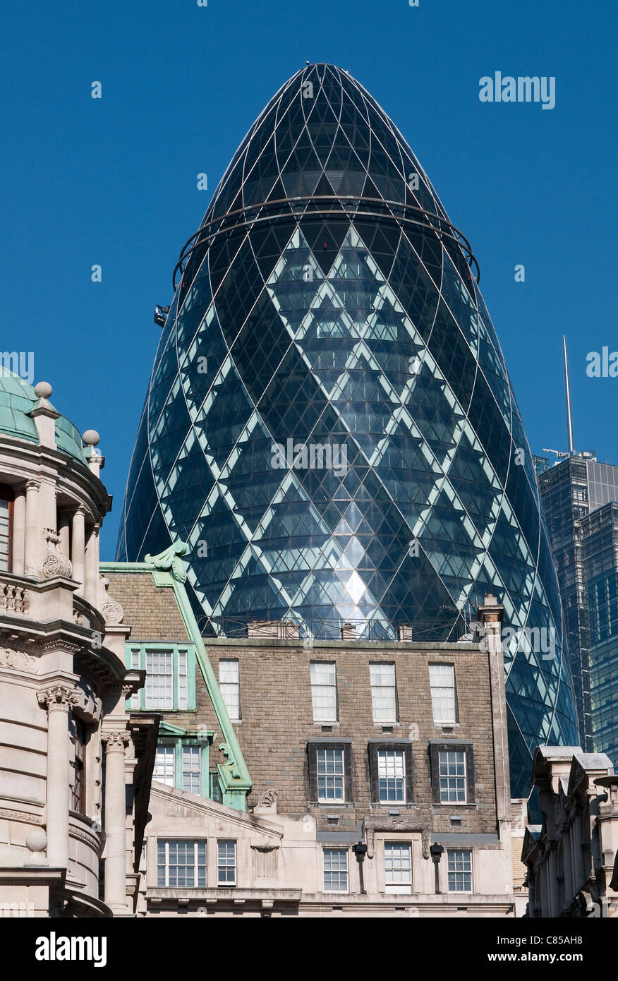 Gherkin building, Londres, Angleterre Banque D'Images