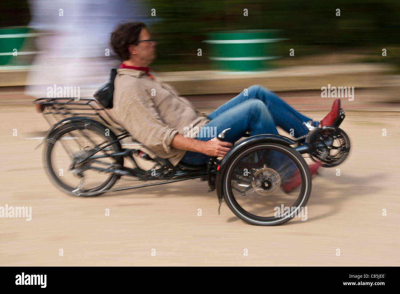 Vélo couché Banque de photographies et d'images à haute résolution - Alamy