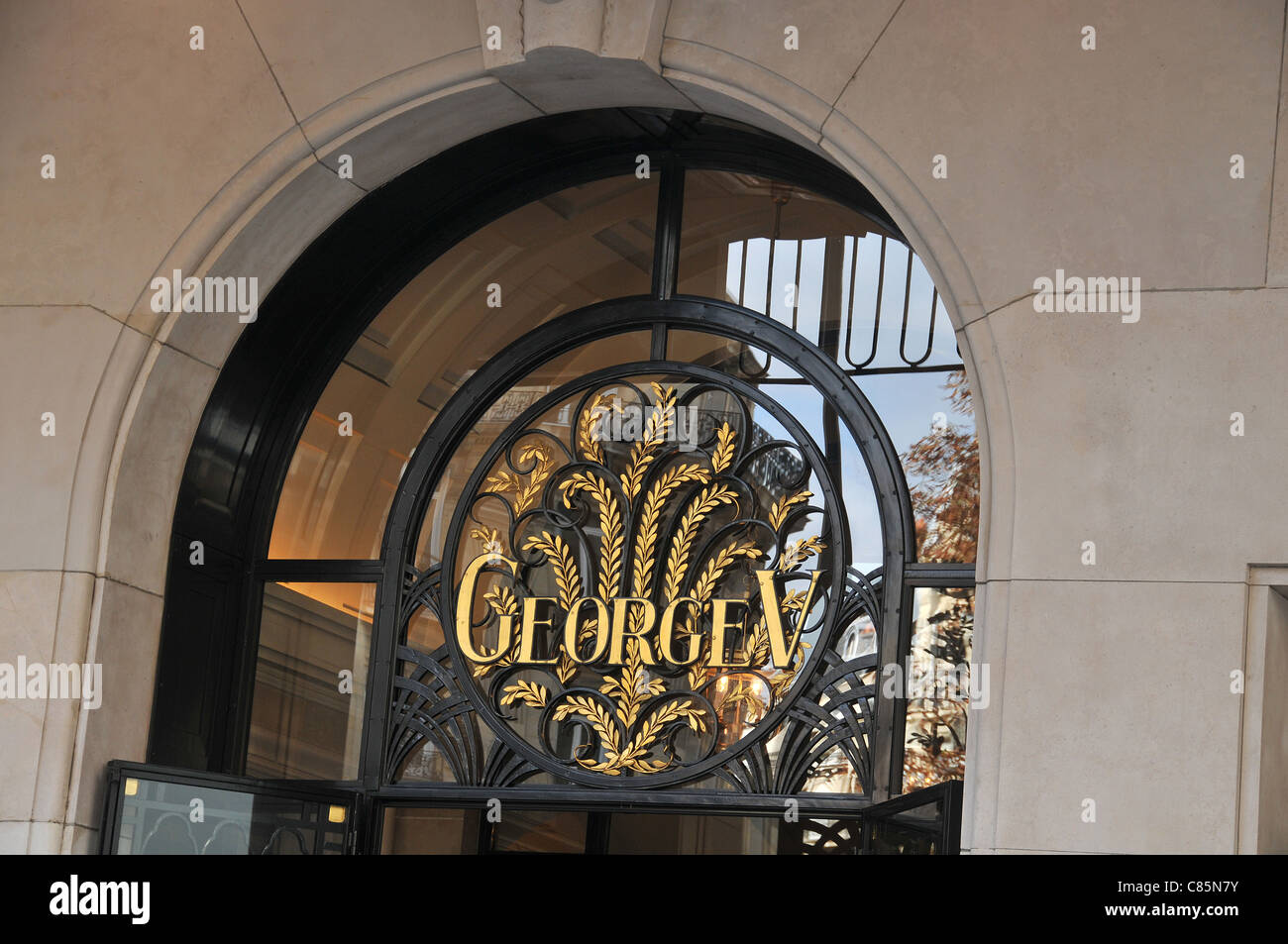 Hôtel four Seasons George V, Paris, France Banque D'Images