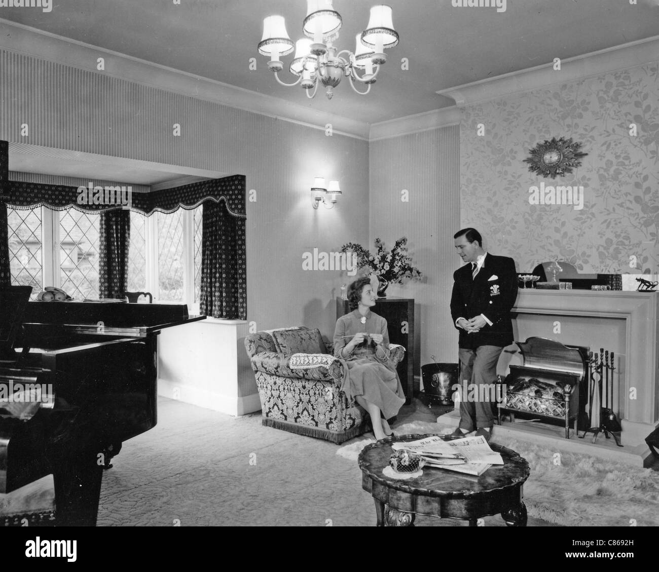 NORMAN LA SAGESSE (1915-2010) acteur comique anglais avec deuxième épouse Freda sur 1958 Banque D'Images