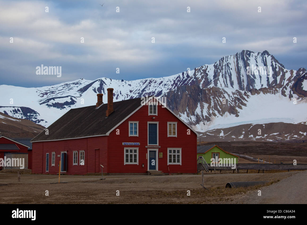 Svalbard arctic science base museum Banque de photographies et d’images ...