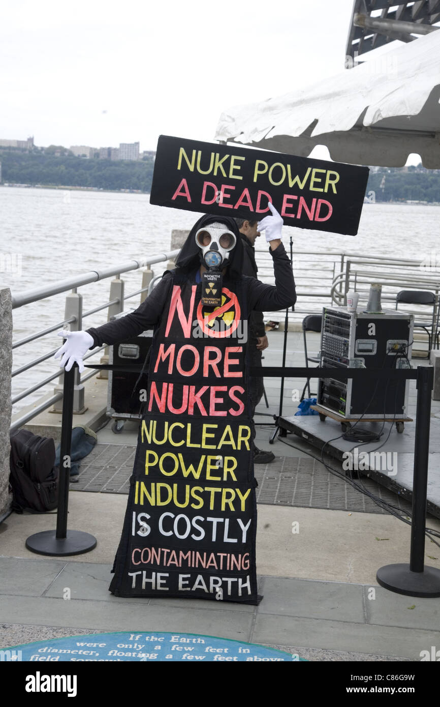 Oct 1, 2011 : Rallye antinucléaires, fermez Indian Point, New York. Banque D'Images