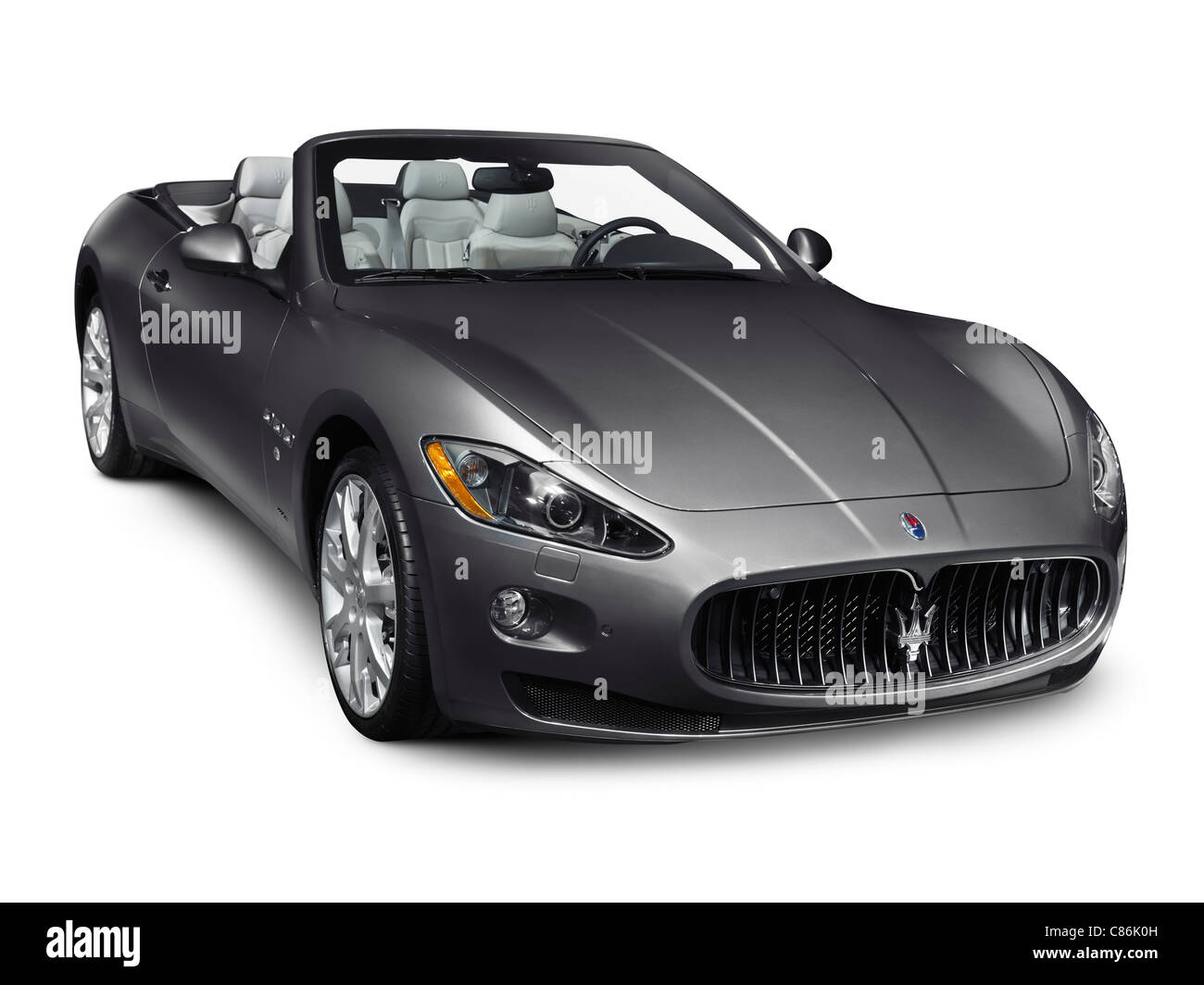 11 Maserati Granturismo Grancabrio Cabriolet Voiture De Luxe Isole Sur Fond Blanc Photo Stock Alamy