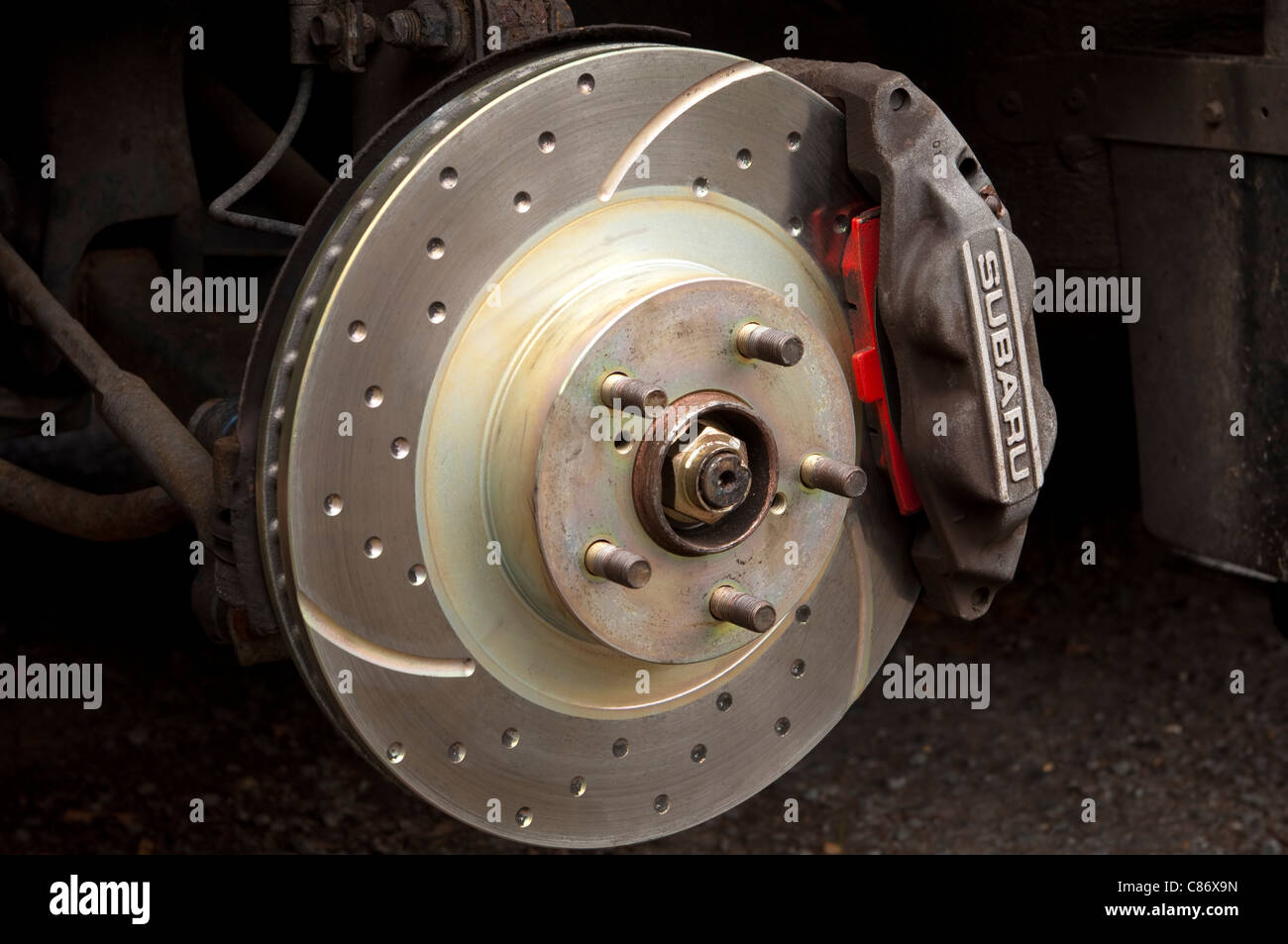 Disques de frein ventilés haute performance et l'étrier Banque D'Images