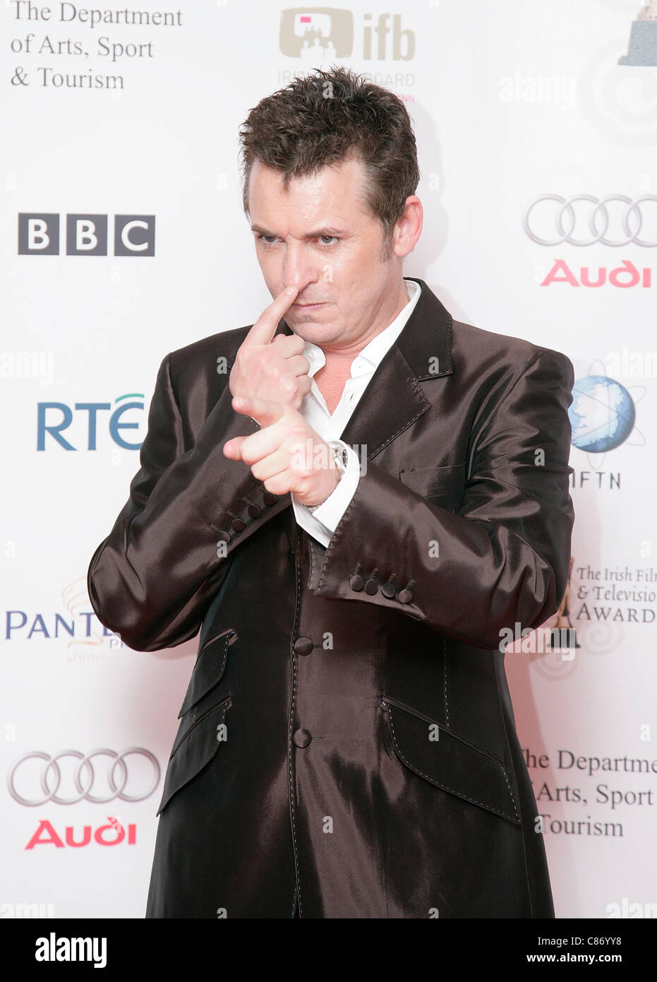 DUBLIN, IRLANDE - 14 février : Shane Richie assiste à la salle de presse au 6e congrès annuel de l'Irish Film and Television Awards à l'hôtel Burlington le 14 février 2009 à Dublin, Irlande Banque D'Images