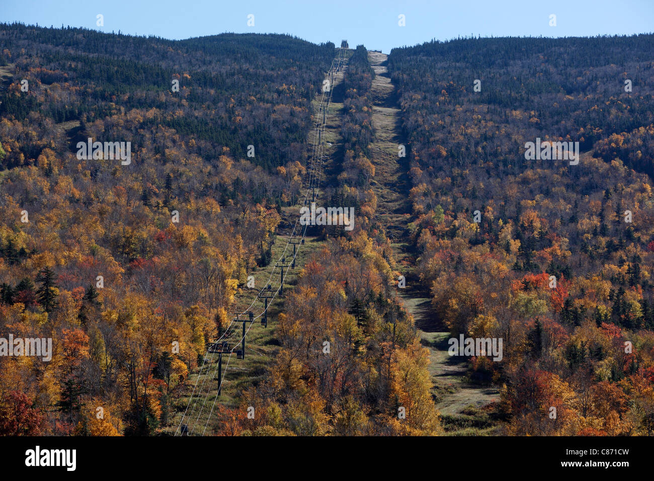 Domaine skiable de Wildcat Mountain à l'automne hors-saison, White Mountain National Forest, New Hampshire Banque D'Images