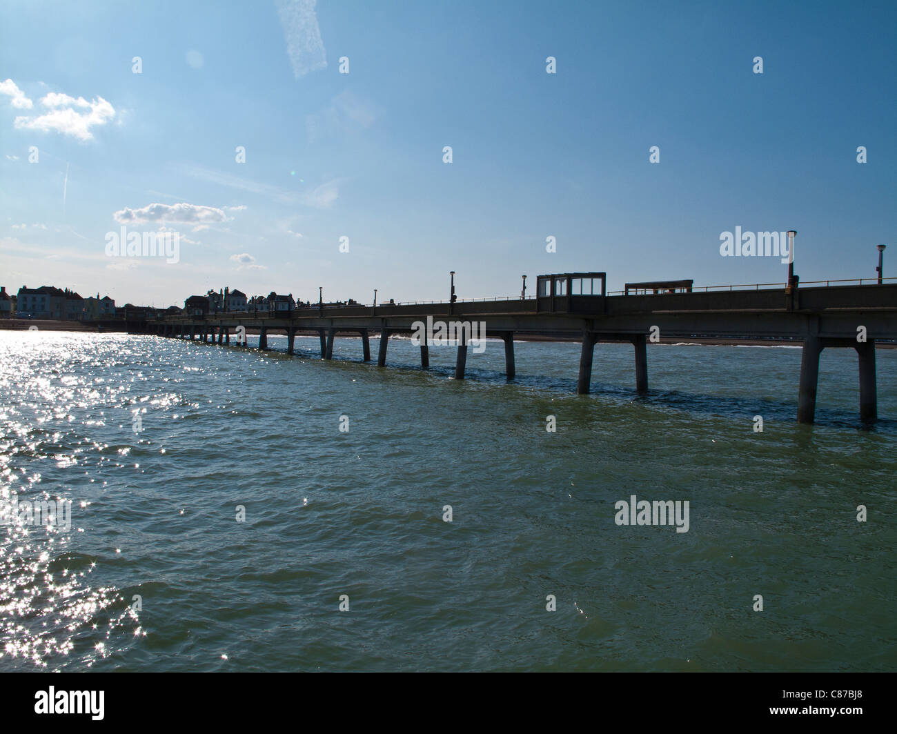 Journée d'été en UK ville côtière de traiter dans le Kent Banque D'Images