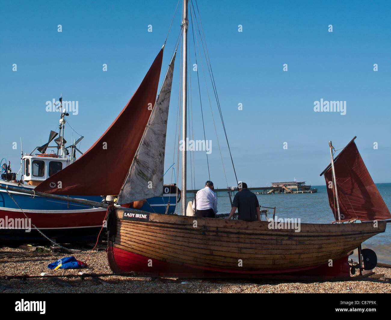 Journée d'été en UK ville côtière de traiter dans le Kent Banque D'Images