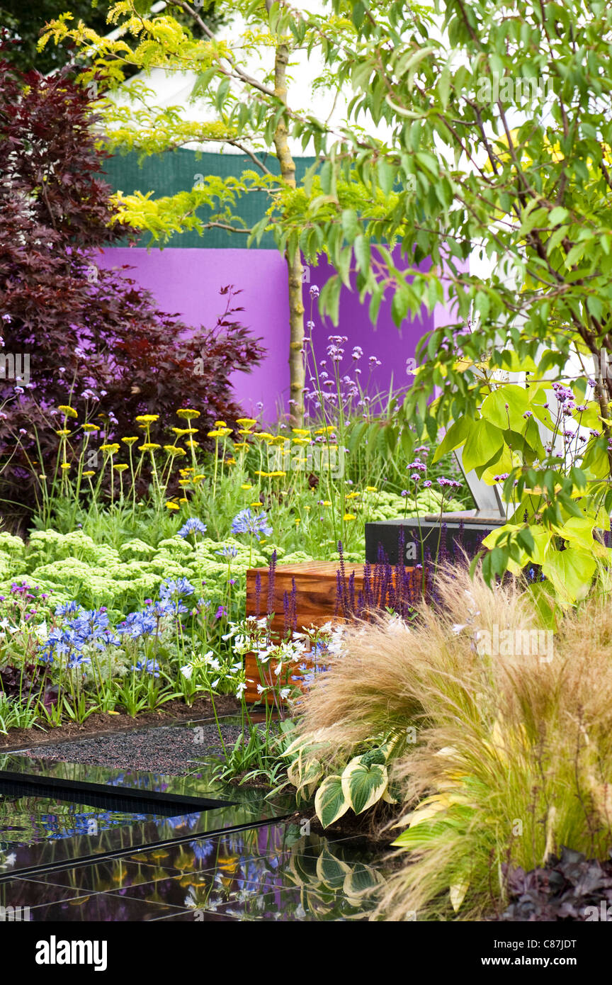 'Save une vie, laisser tomber le couteau' show garden, 2011 RHS Flower Show Tatton Park Banque D'Images