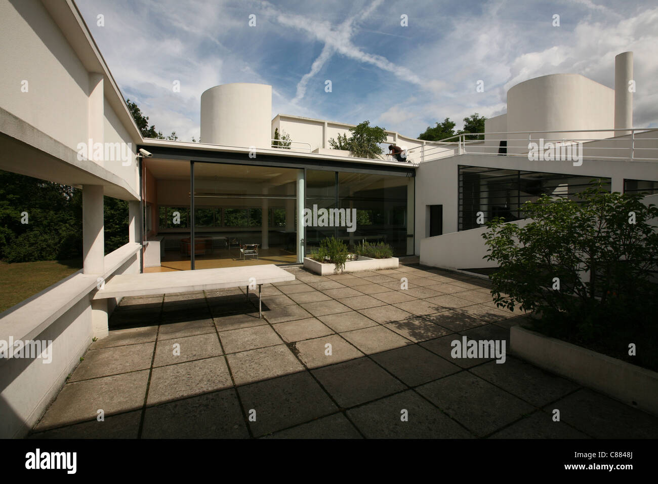 Toit-terrasse de la Villa Savoye par l'architecte Le Corbusier à Poissy près de Paris, France. Banque D'Images