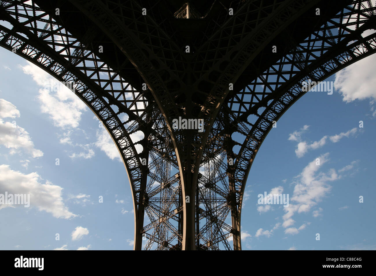 La Tour Eiffel à Paris, France. Banque D'Images