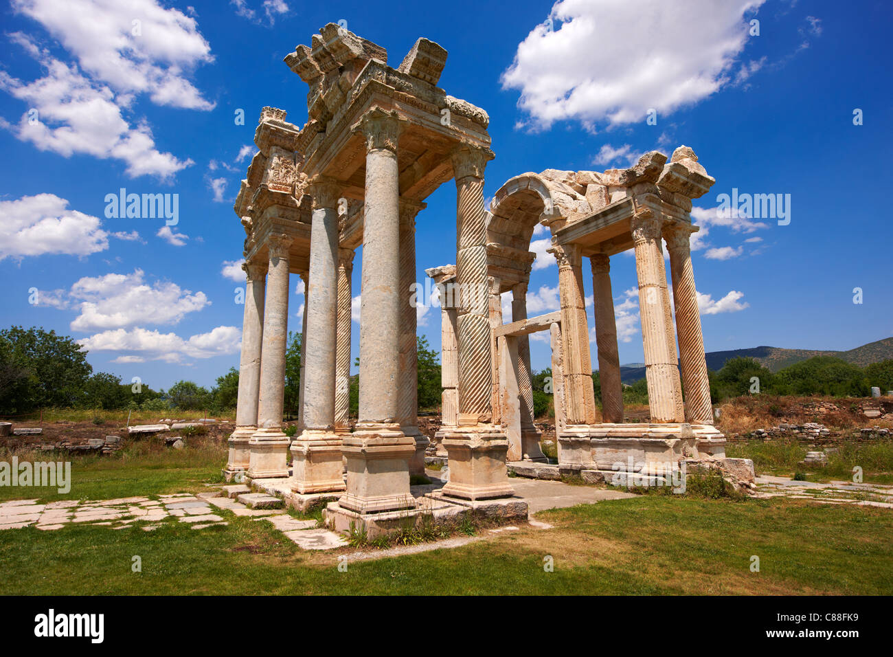 Tetrapylon romain gate d'Aphrodisias site archéologie Turquie Banque D'Images