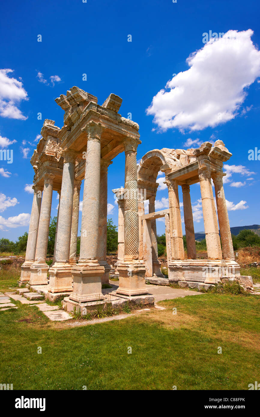 Tetrapylon romain gate d'Aphrodisias site archéologie Turquie Banque D'Images