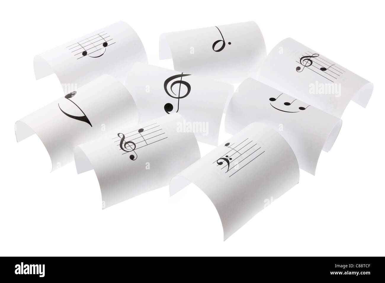 Feuilles de notes de musique Photo Stock - Alamy