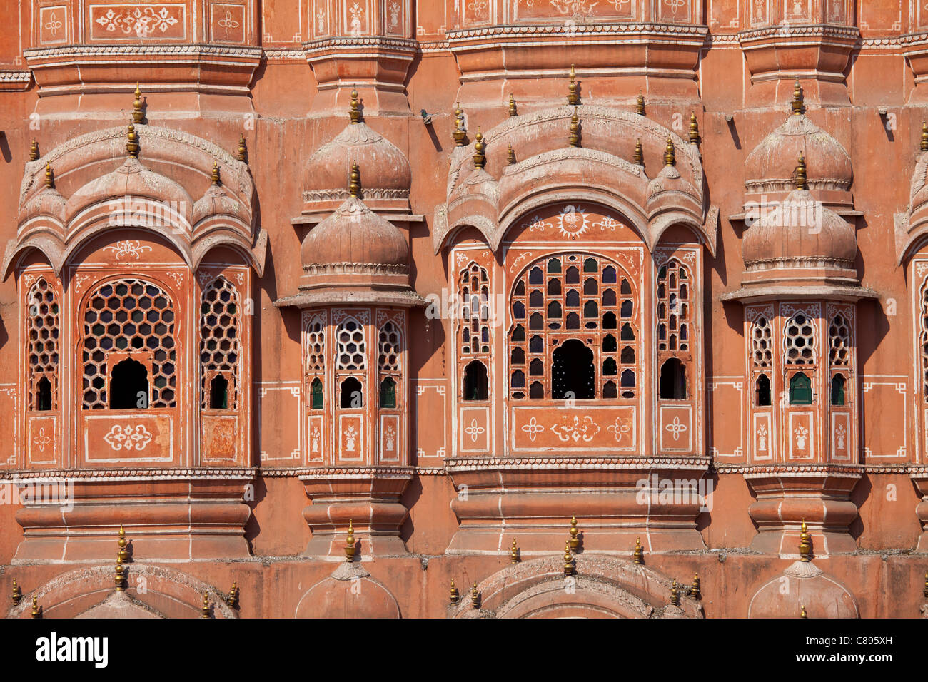 Hawamahal Palais du Vent dans la ville rose de Jaipur, Rajasthan, Inde du Nord Banque D'Images