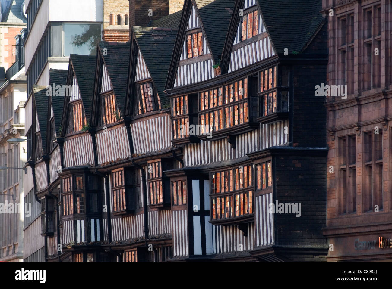 Staple Inn High Holborn Londres. Date de construction de 1585 HOMER Royaume-Uni Angleterre SYKES Banque D'Images