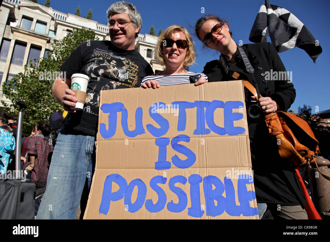 Bourse de Londres : le camp avec un panneau : "La justice est possible', Octobre 2011 Banque D'Images