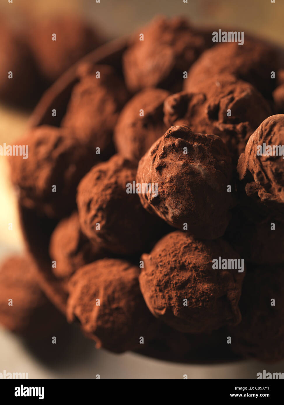 Bol de truffes au chocolat Banque D'Images