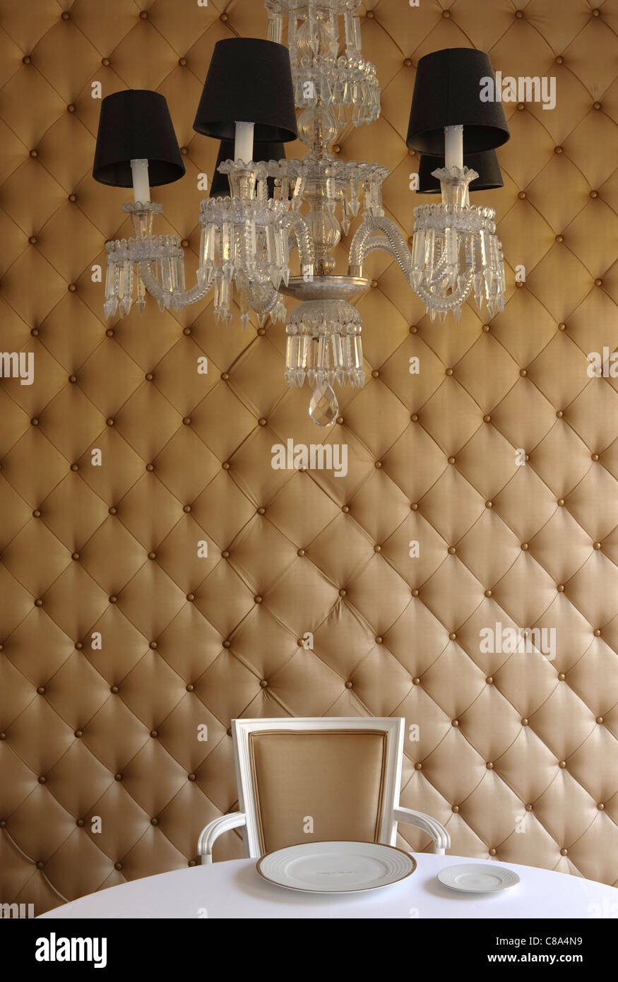 Lustre à l'hôtel Quinta das Lágrimas's restaurant Arcadas da Capela coin repas, Coimbra, Portugal Banque D'Images