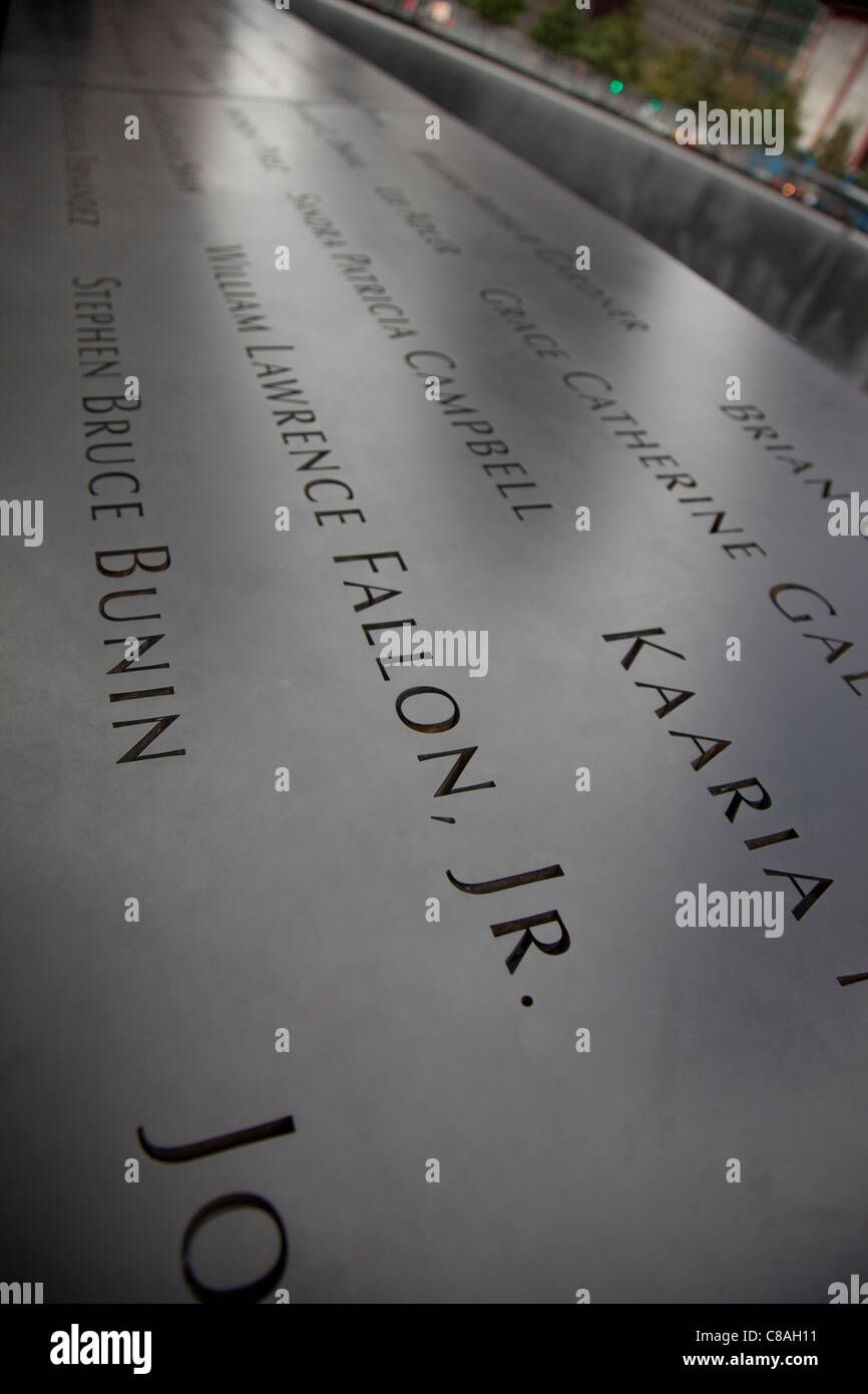 Les noms de tous ceux qui sont morts dans les attaques terroristes du 26 février 1993 et le 11 septembre 2001 Banque D'Images