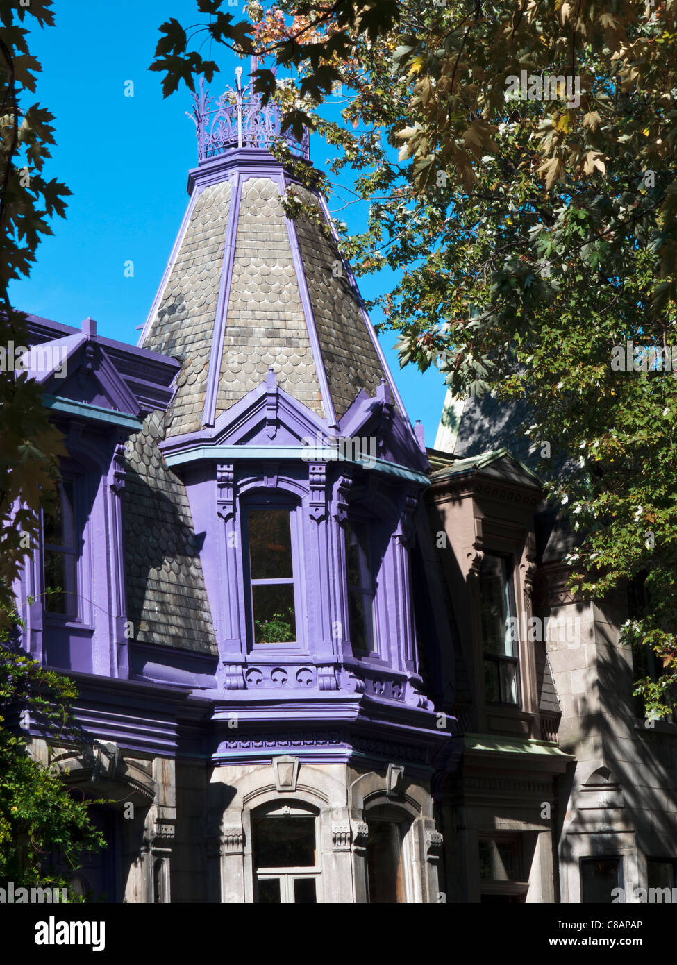 Maisons victoriennes colorées au Saint Louis, Montréal Banque D'Images