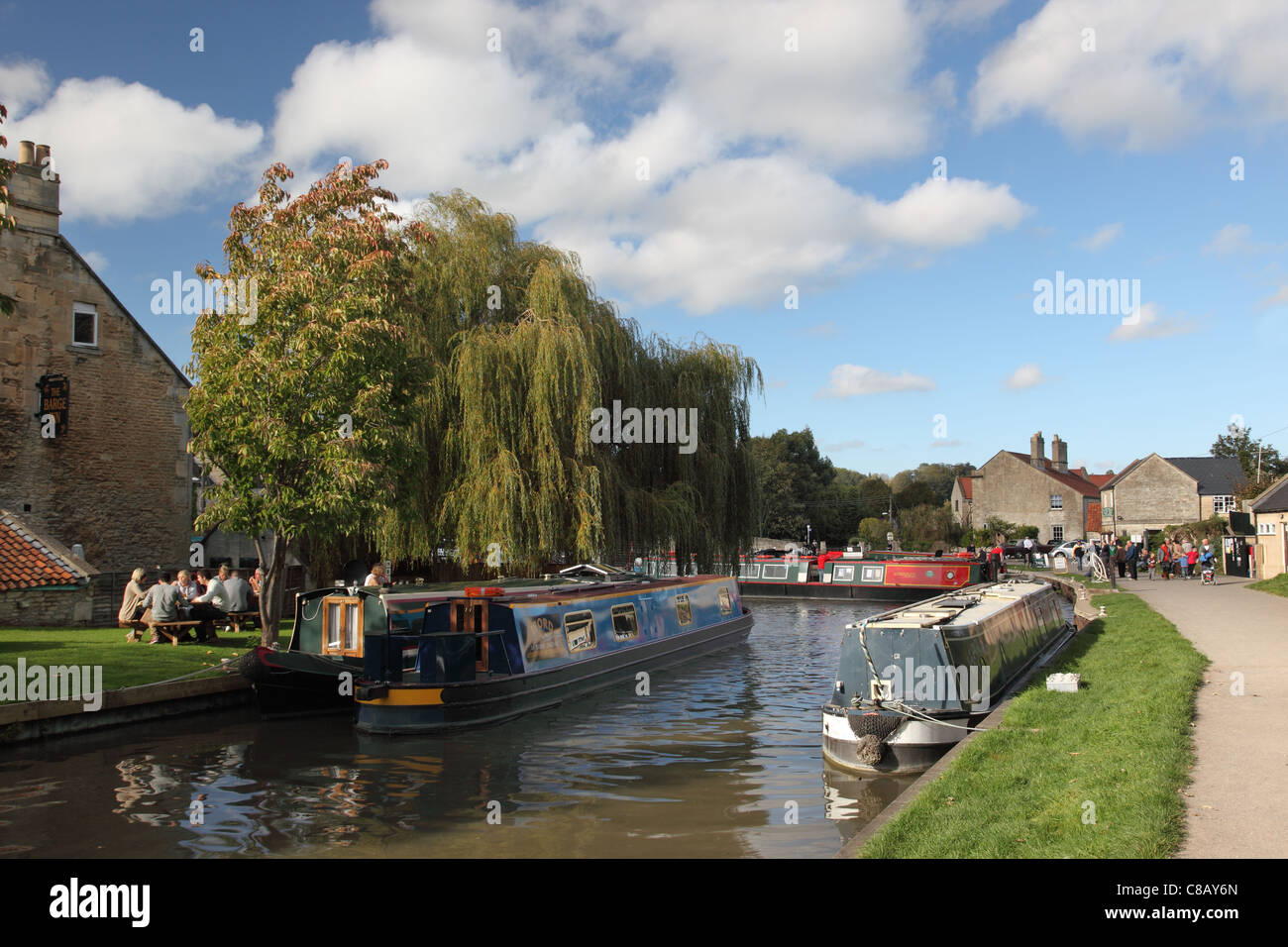 Le canal Kennet et Avon, Bradford on Avon, Wiltshire, Angleterre, Royaume-Uni Banque D'Images