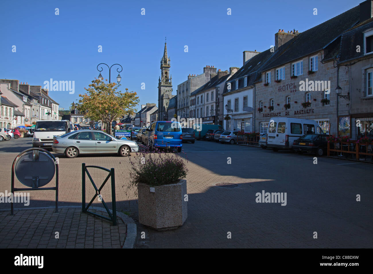 La place du village Huelgoat Bretagne France Banque D'Images