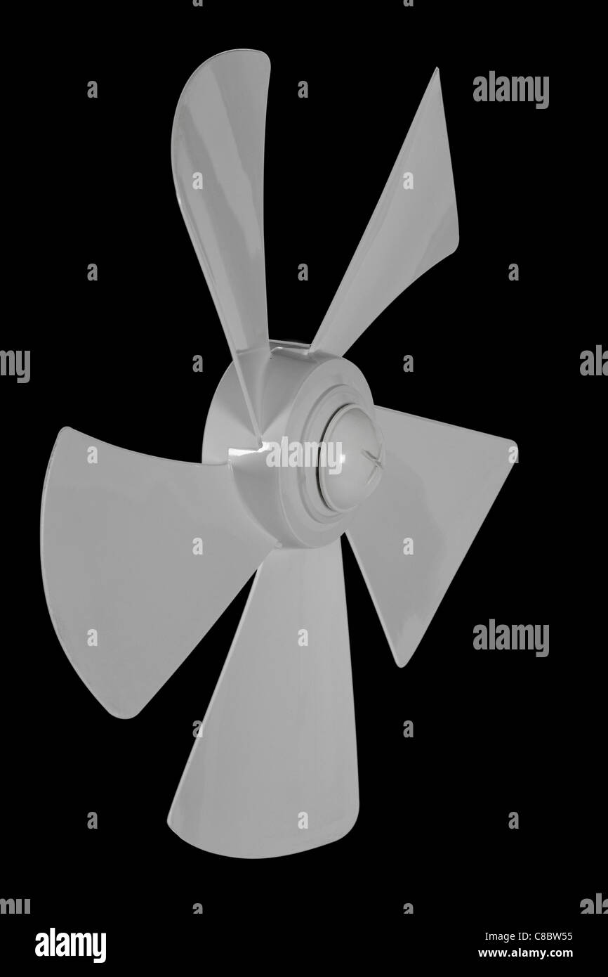 Ventilateur à rotor isolé sur un fond noir Banque D'Images