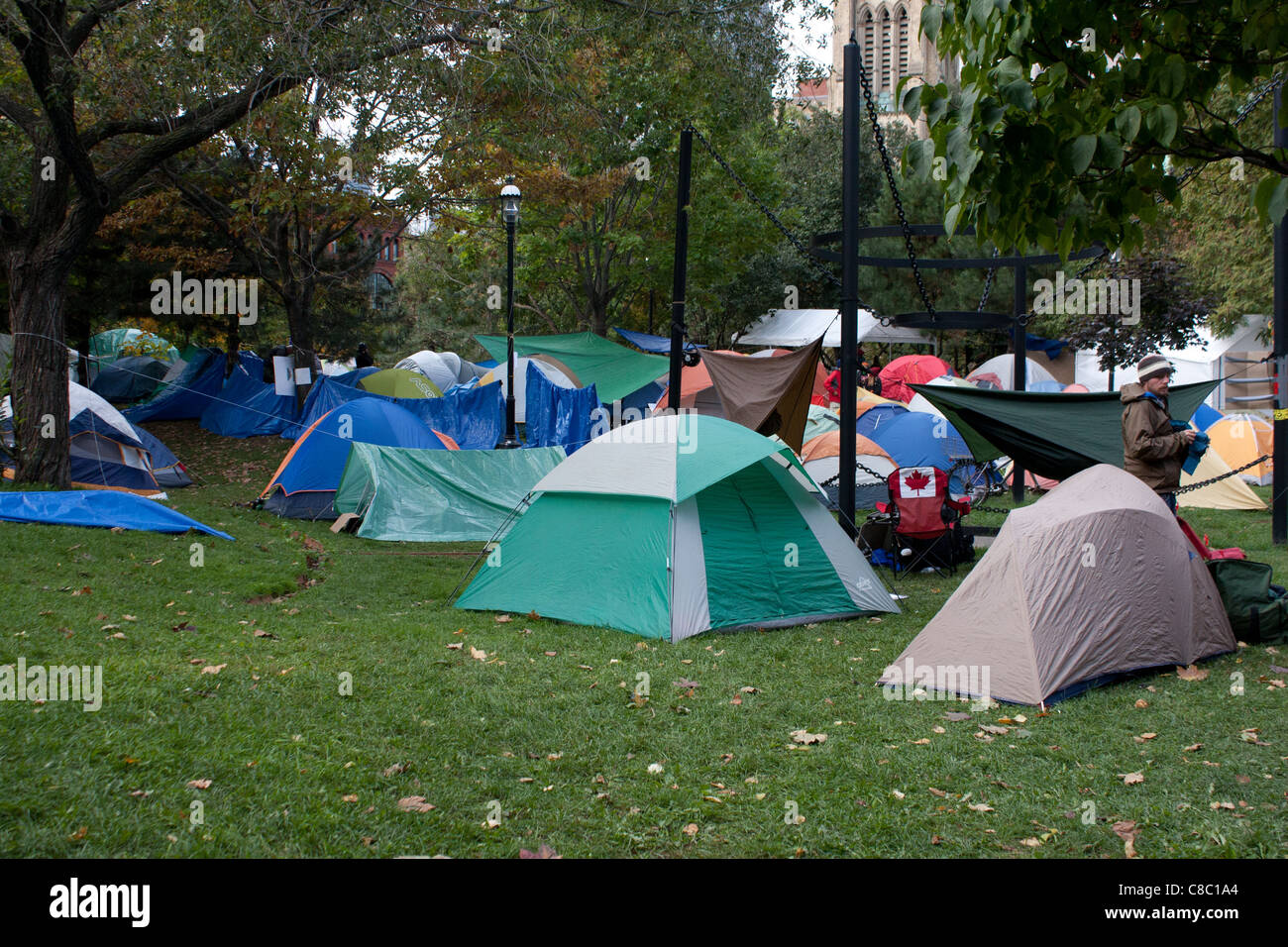 Occuper toronto tente 'St james park' Banque D'Images