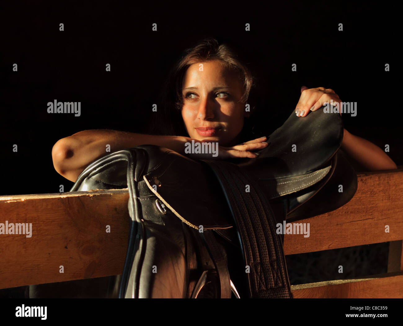 Les femmes et les vieux selle anglaise Banque D'Images