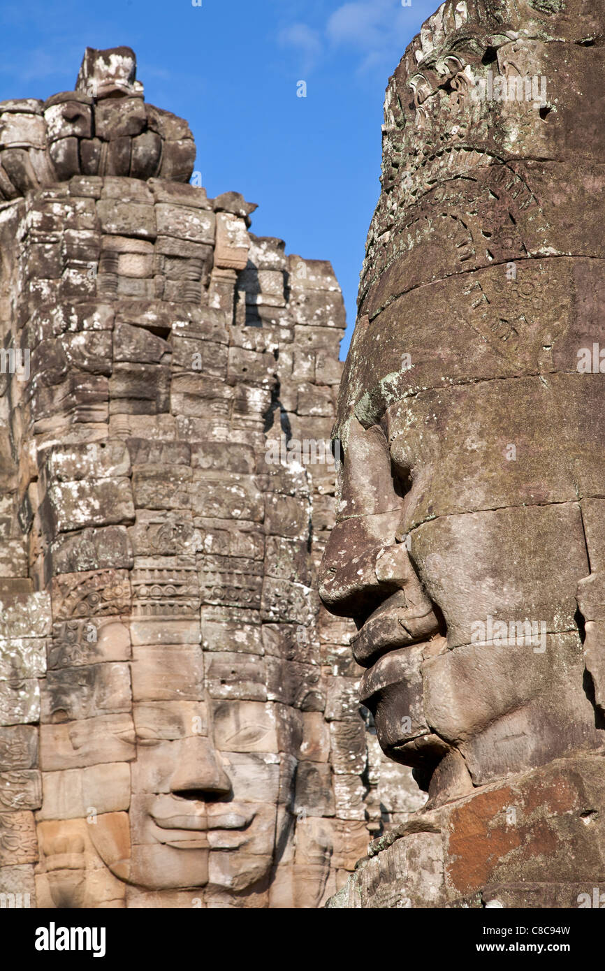 Face à tours. Temple Bayon. Angkor. Cambodge Banque D'Images