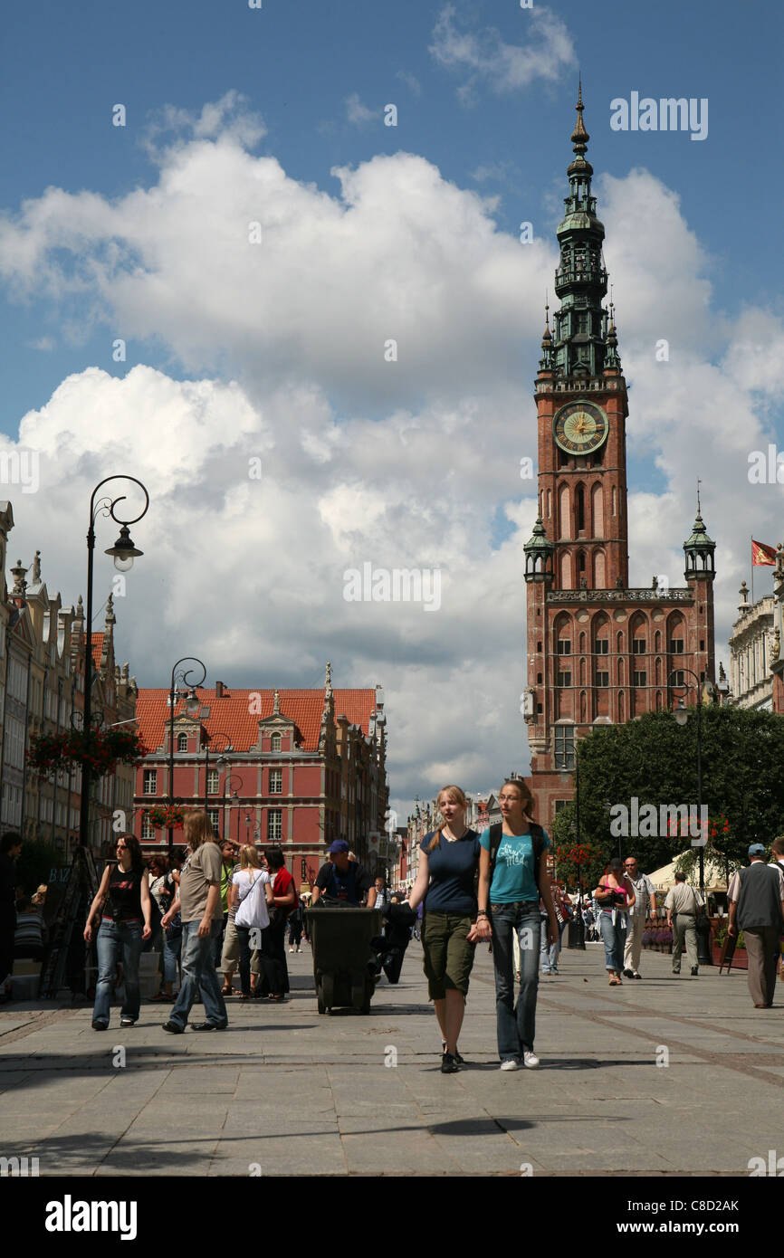 Hôtel de ville médiéval à long marché (Dlugi Targ) à Gdansk, Pologne. Banque D'Images