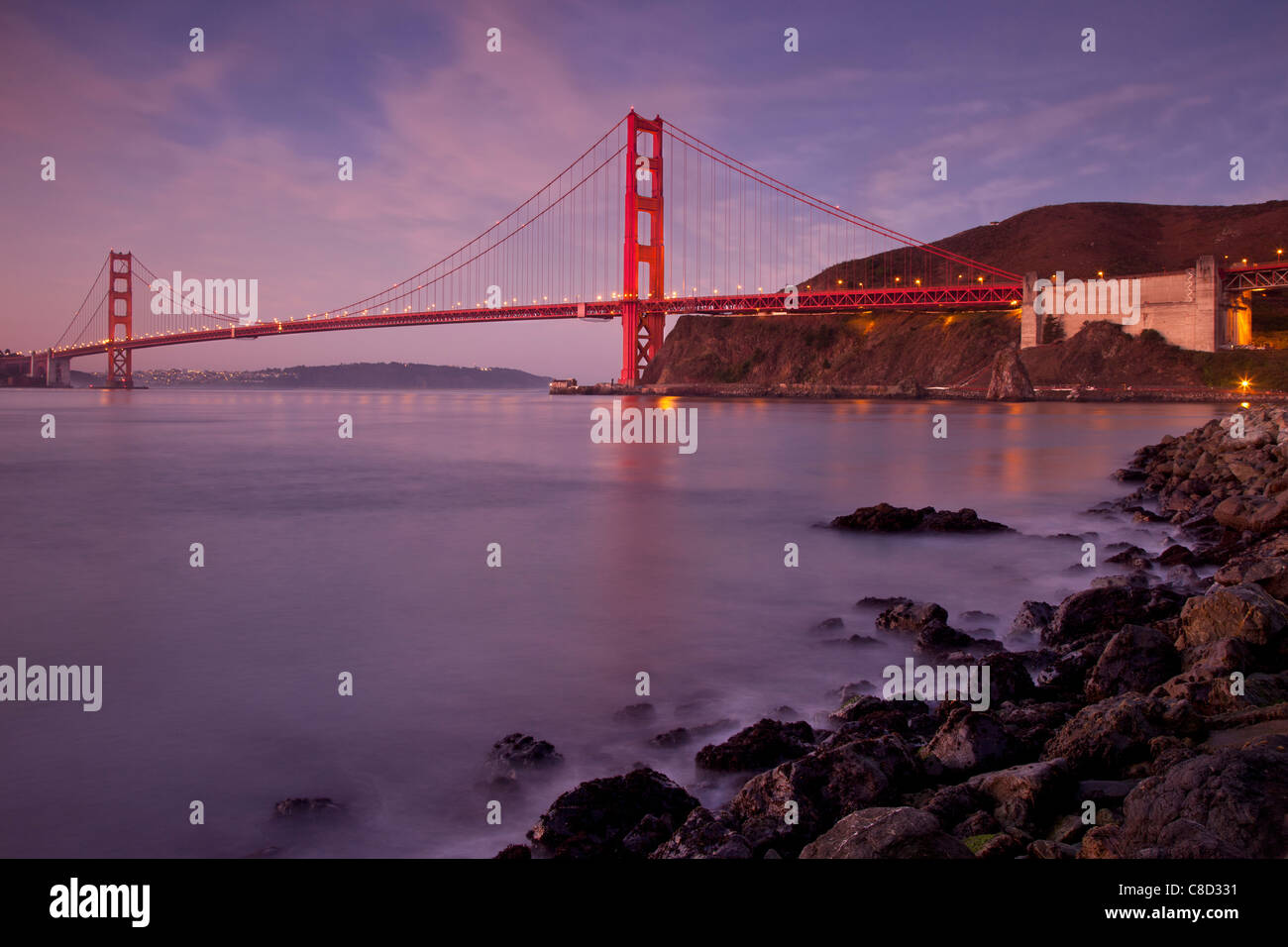 Tôt le matin, vue sur le Golden Gate Bridge, San Francisco California USA Banque D'Images