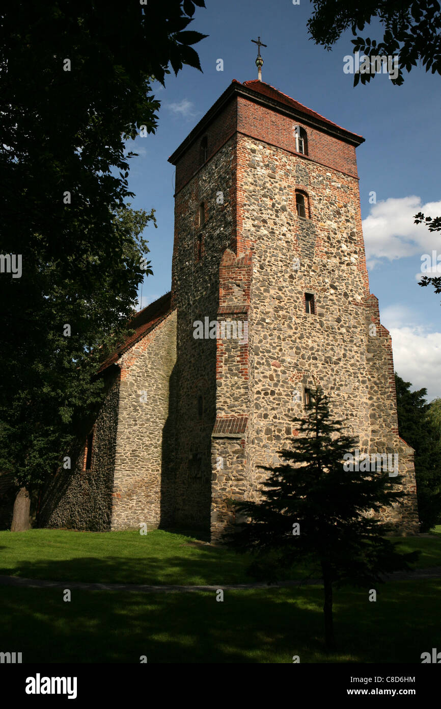 Chapelle de la Sainte Trinité dans le village de Legnickie Pole en Basse-silésie, Pologne. Banque D'Images