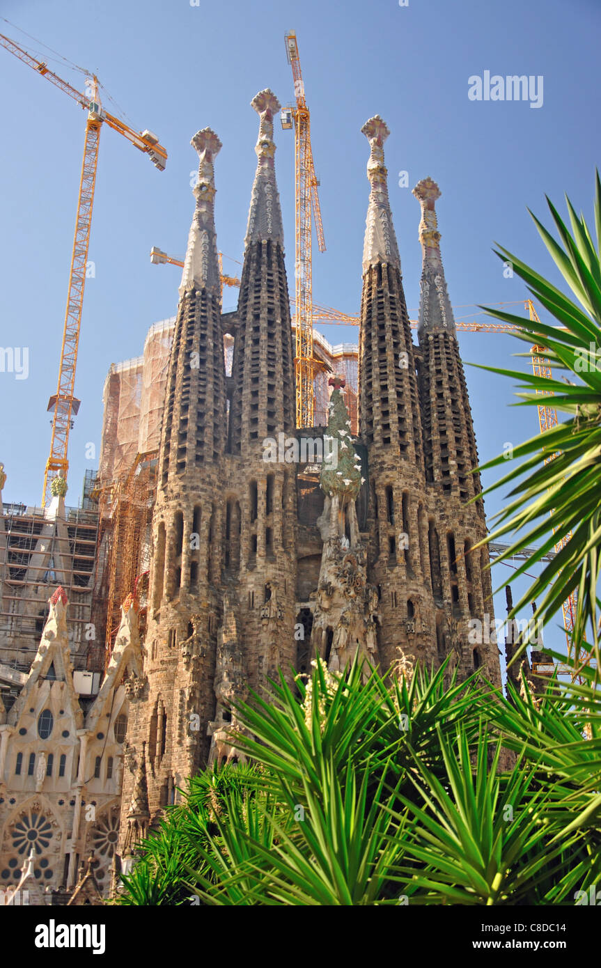 Façade de la nativité, la basilique Sagrada Família, Barcelone, Province de Barcelone, Catalogne, Espagne Banque D'Images