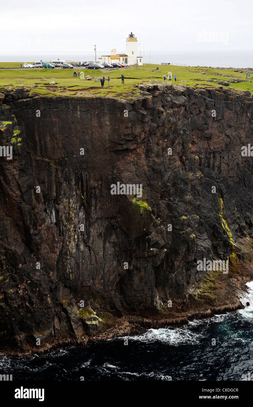 Eshaness falaises, îles Shetland, en Écosse. Banque D'Images