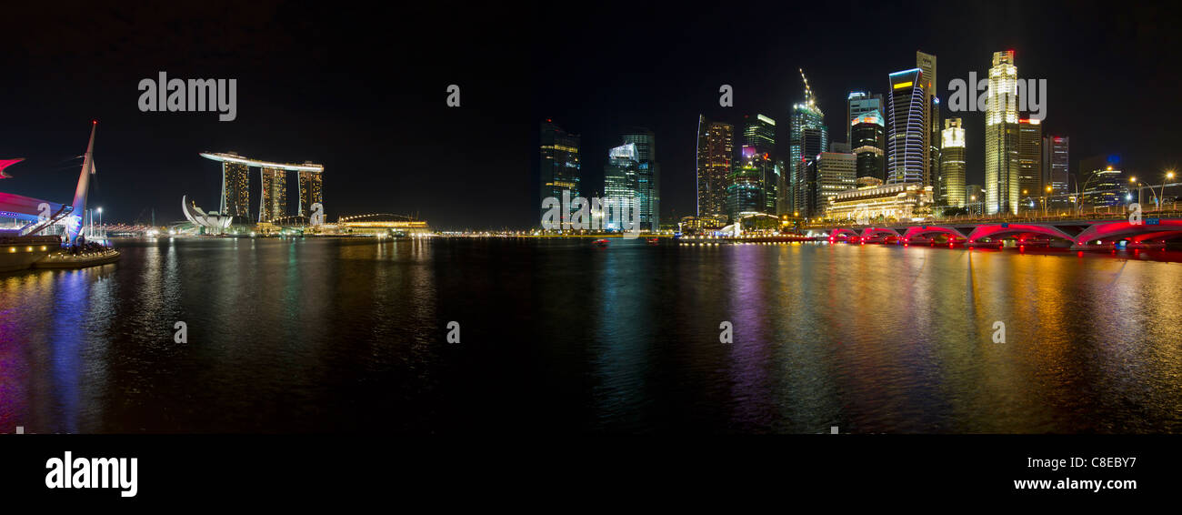 Singapour de nuit Panorama de la scène de l'Esplanade Banque D'Images